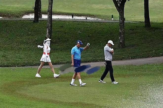 韦世豪：去年踢完天津客场，成都球迷在主场举起我的球衣，我会记一辈子